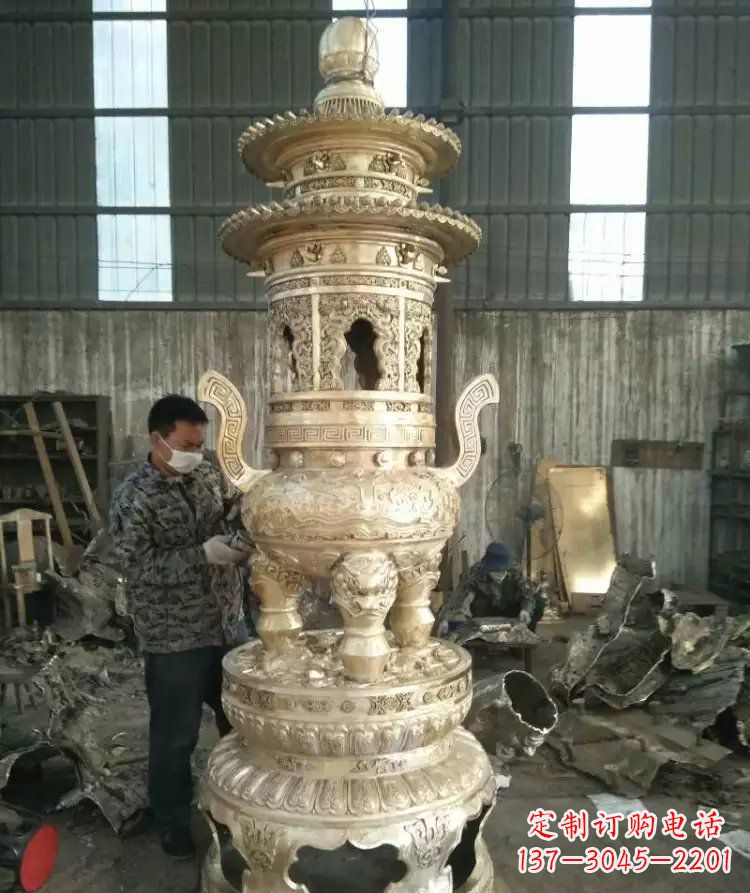 威海寺庙香炉铜雕 (5)