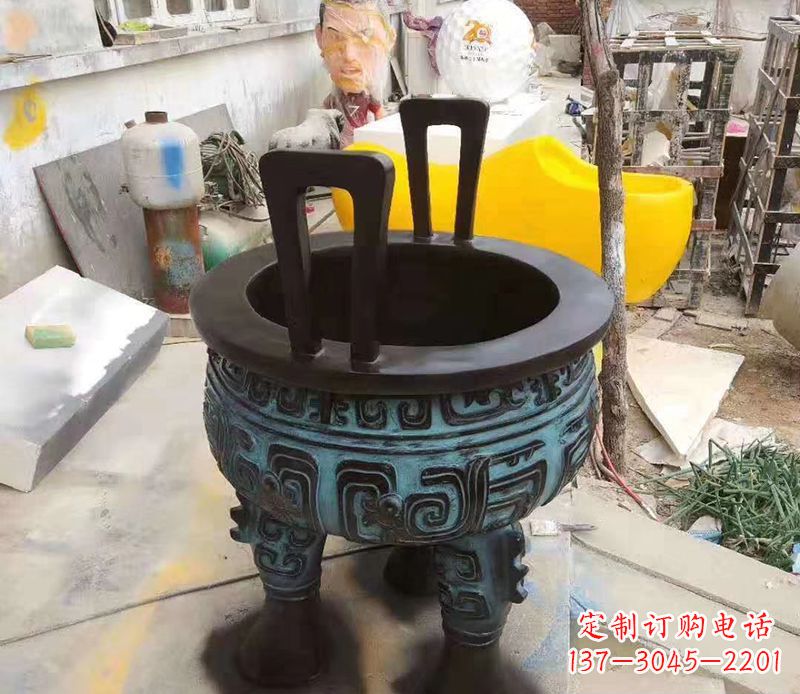 威海寺庙圆型铜雕香炉