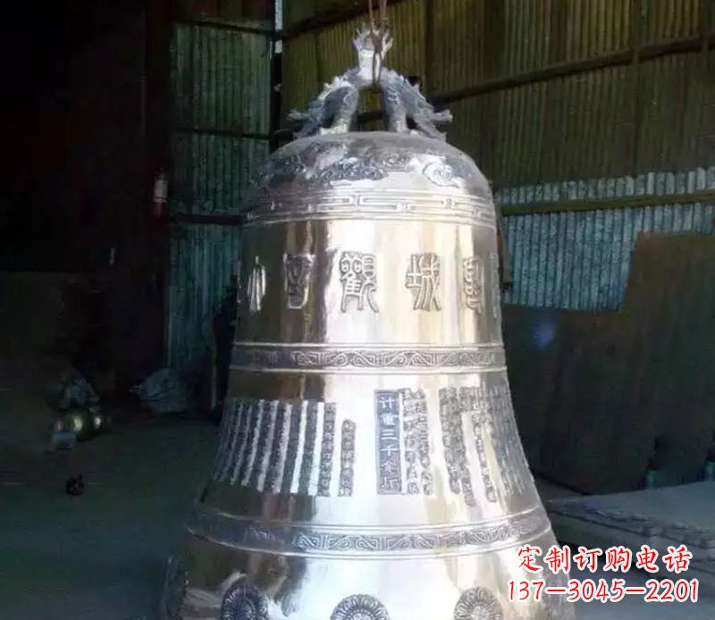 威海寺庙铸铁铜钟雕塑