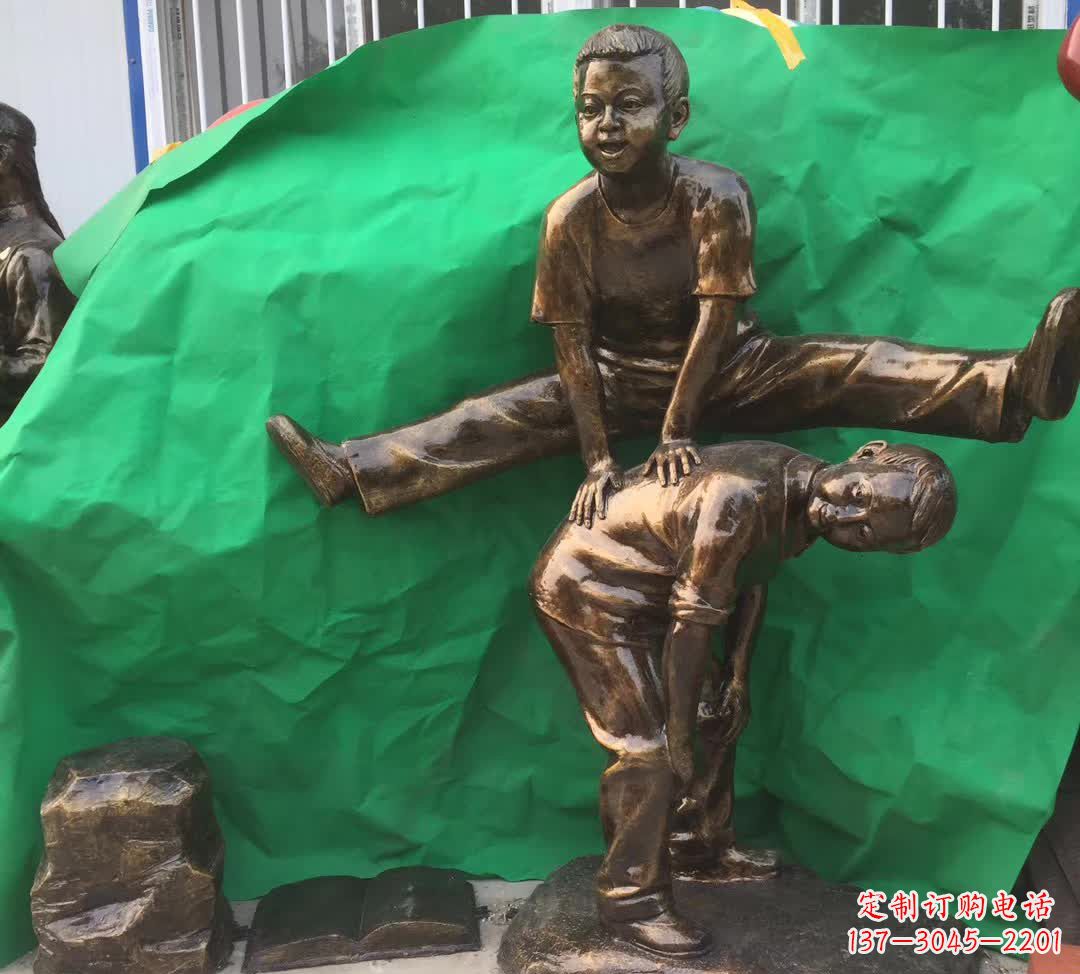 威海跳马儿童铜雕
