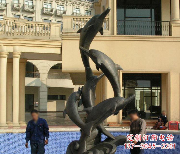 威海跳跃海豚景观铜雕