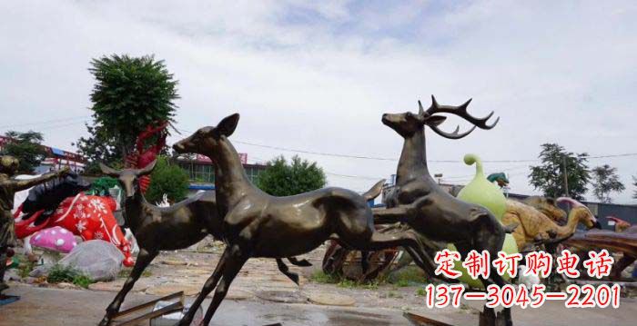 威海跳跃的小鹿铜雕