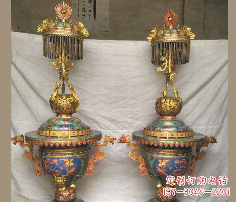 威海铜雕彩绘香炉景观摆件