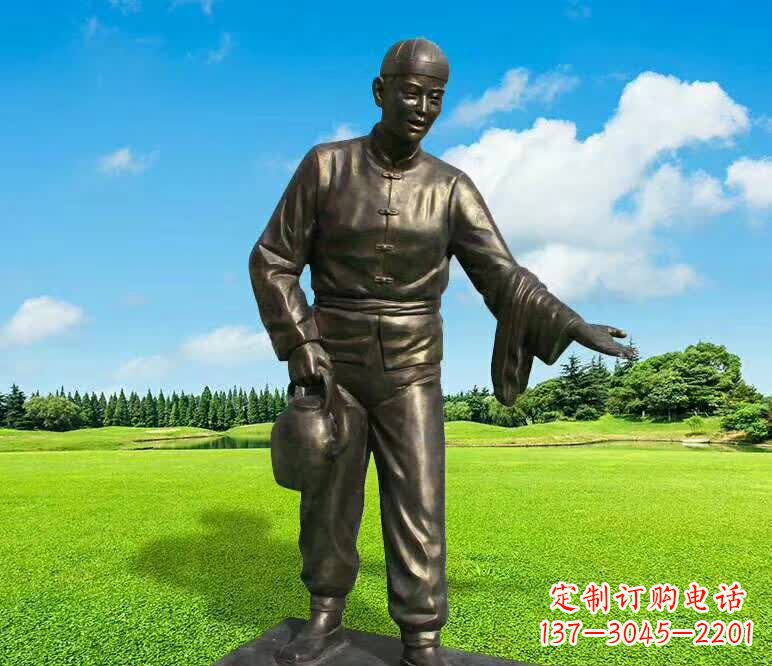 威海铜雕店小二人物雕塑1