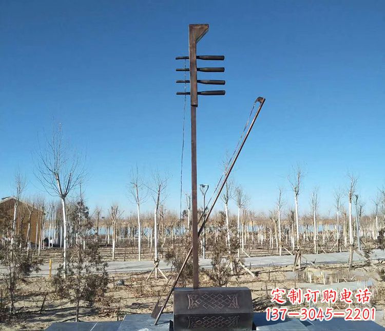 威海铜雕二胡景观雕塑