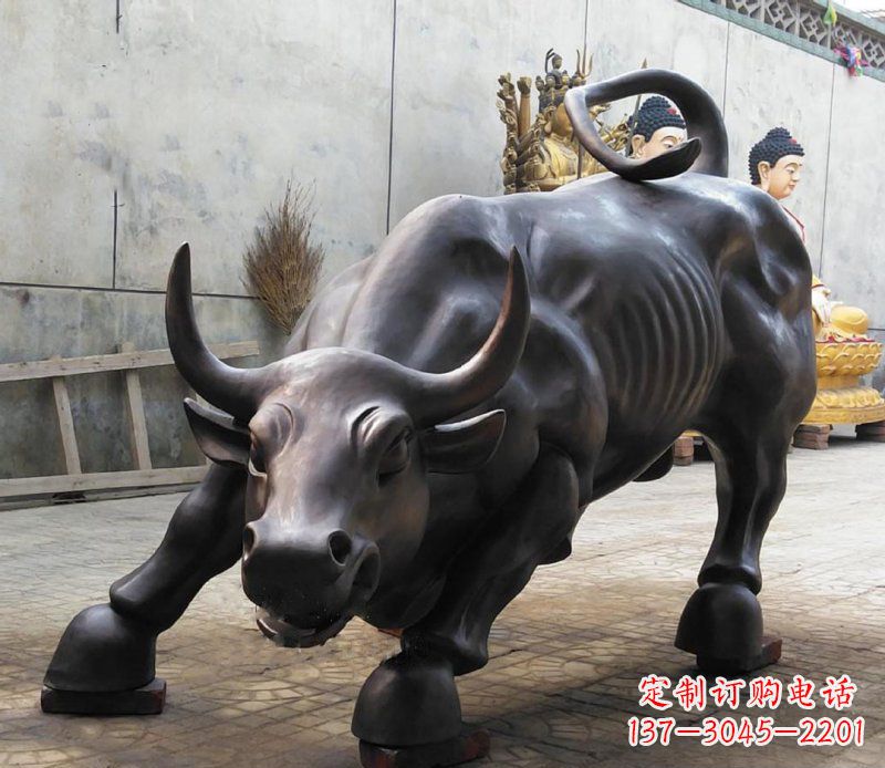 威海铜雕广场华尔街动物牛 (2)