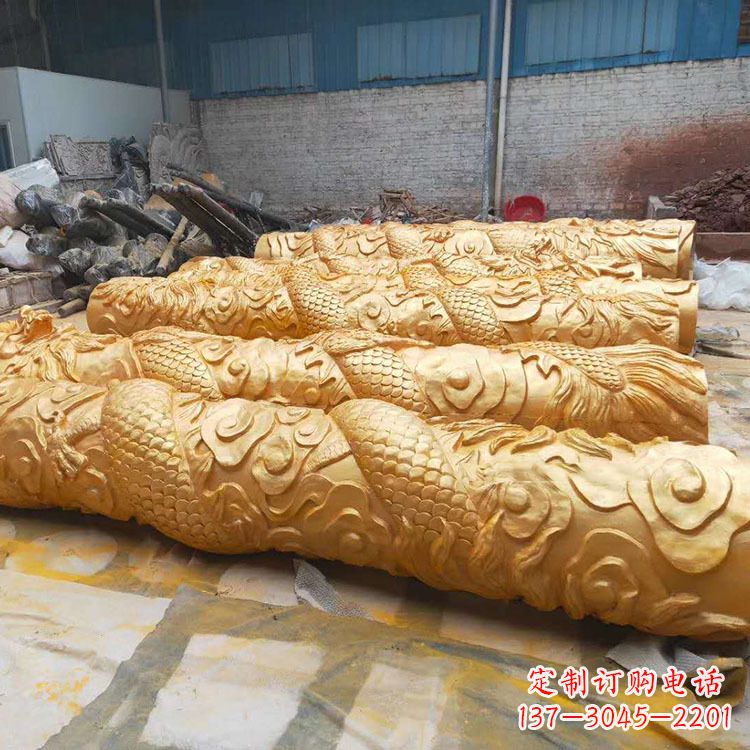 威海铜雕广场龙柱