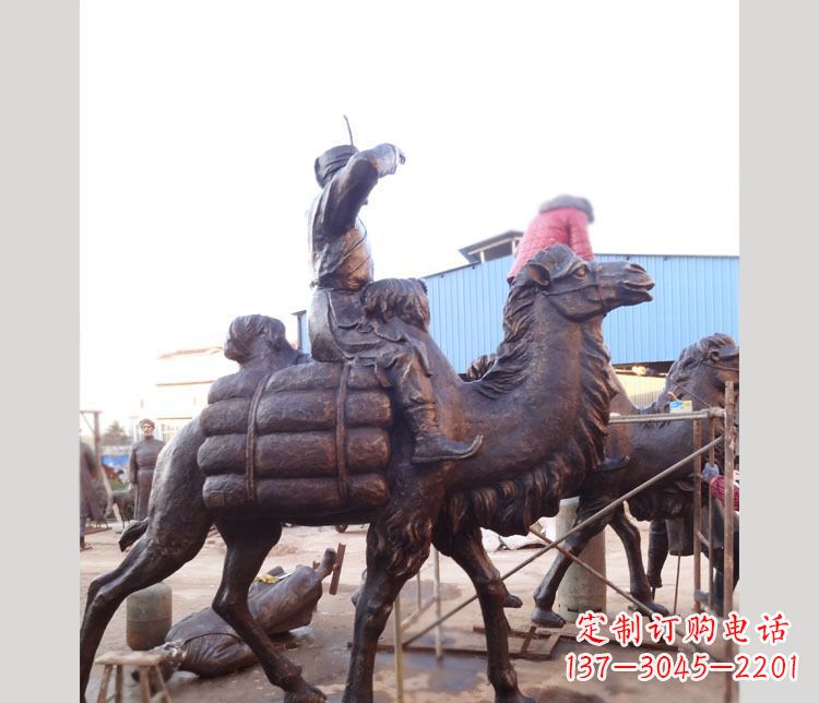 威海铜雕广场骑骆驼雕塑