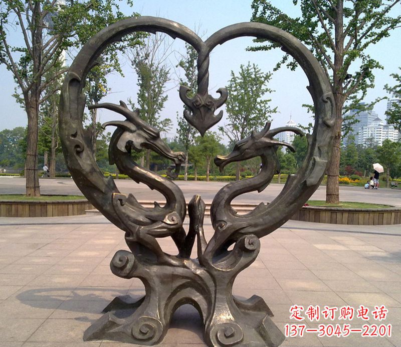 威海铜雕双龙戏珠