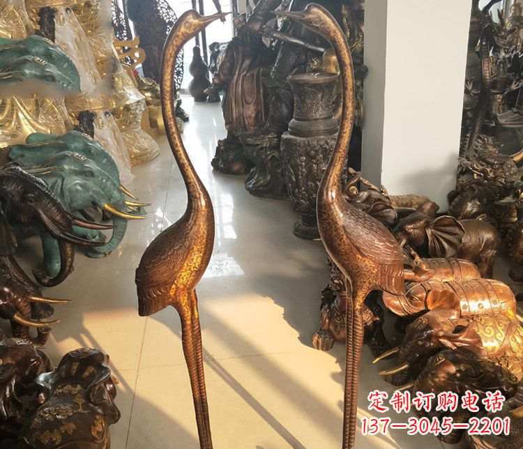威海铜雕仙鹤踩龟雕塑摆件