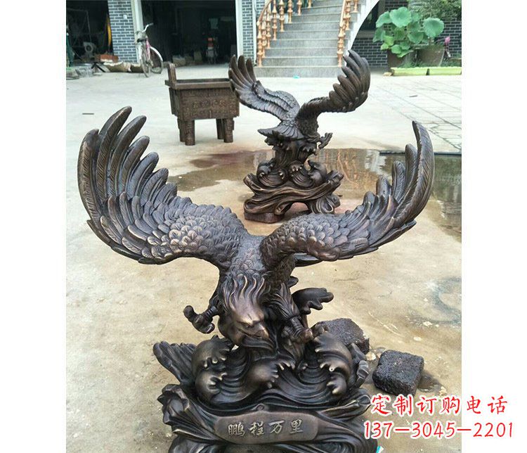 威海铜雕园林飞鹰动物雕塑