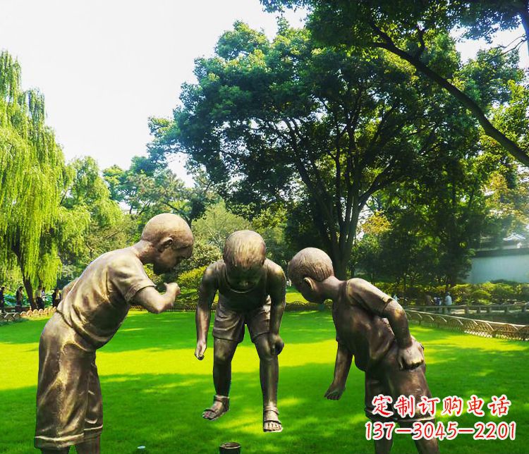 威海铜雕园林玩陀螺儿童雕塑