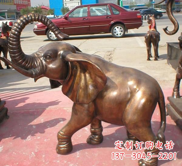 威海铜雕长鼻大象
