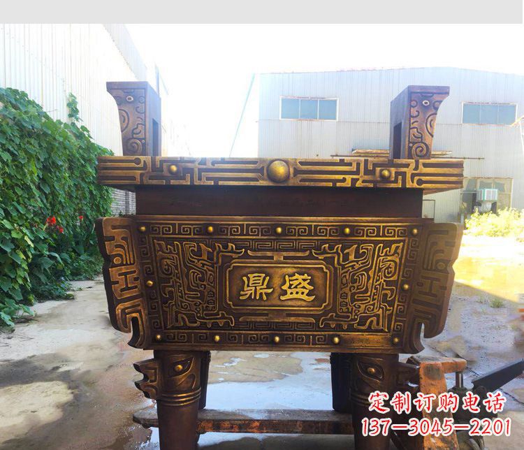 威海铜雕招财鼎盛香炉