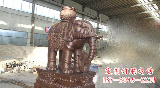 威海驮宝大象铜雕