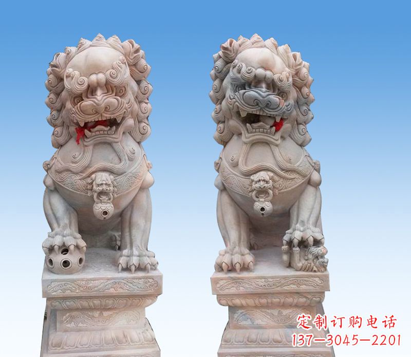 威海晚霞红踩球狮子石雕