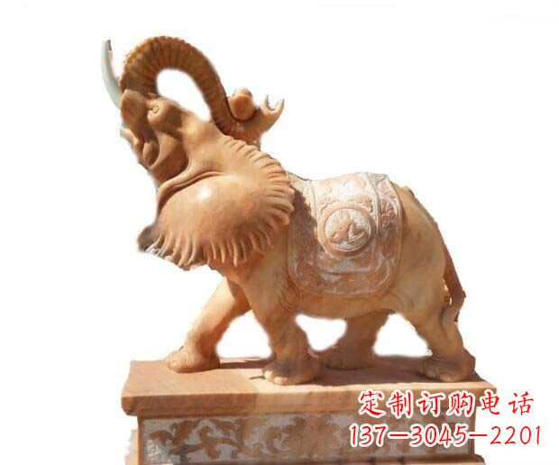 威海晚霞红吉祥如意象鼻朝天的大象石雕