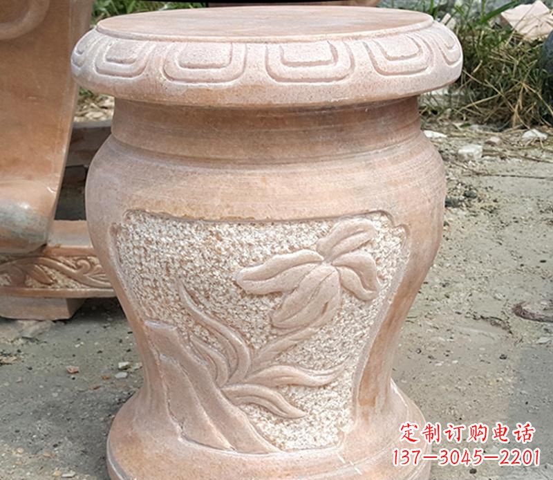 威海晚霞红景观蝴蝶石凳