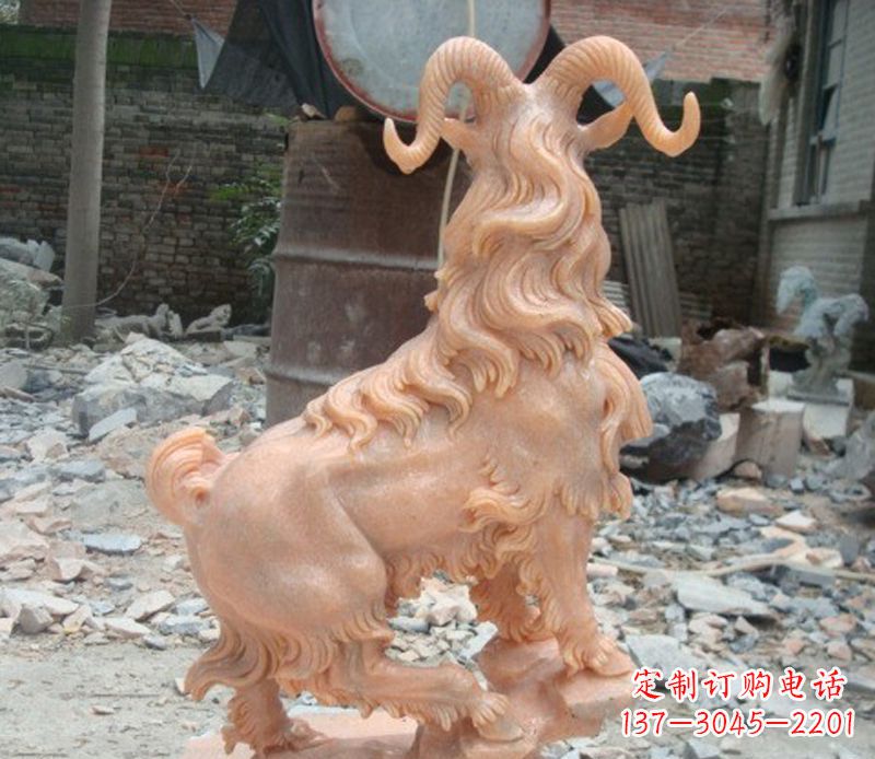 威海晚霞红山羊石雕