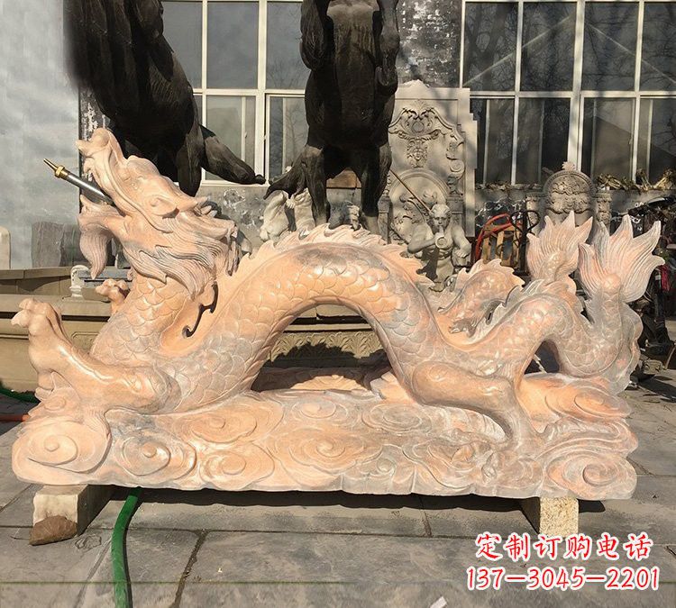 威海晚霞红石雕喷水龙