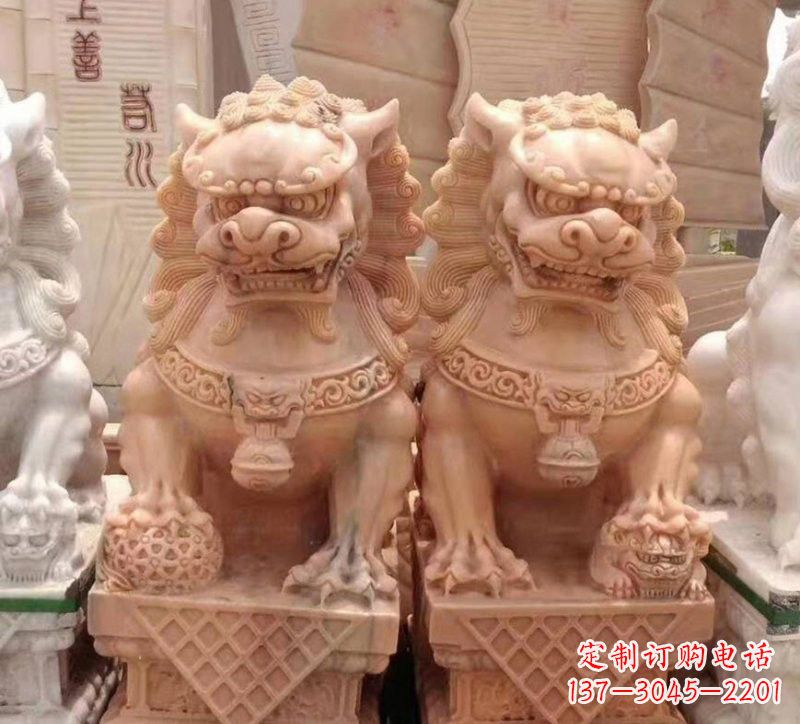 威海晚霞红石雕狮子
