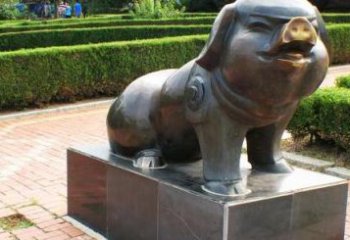 威海古典中国十二生肖猪铜雕塑