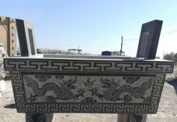 威海寺庙墓地祭祀四足方鼎，青石仿古石雕香炉