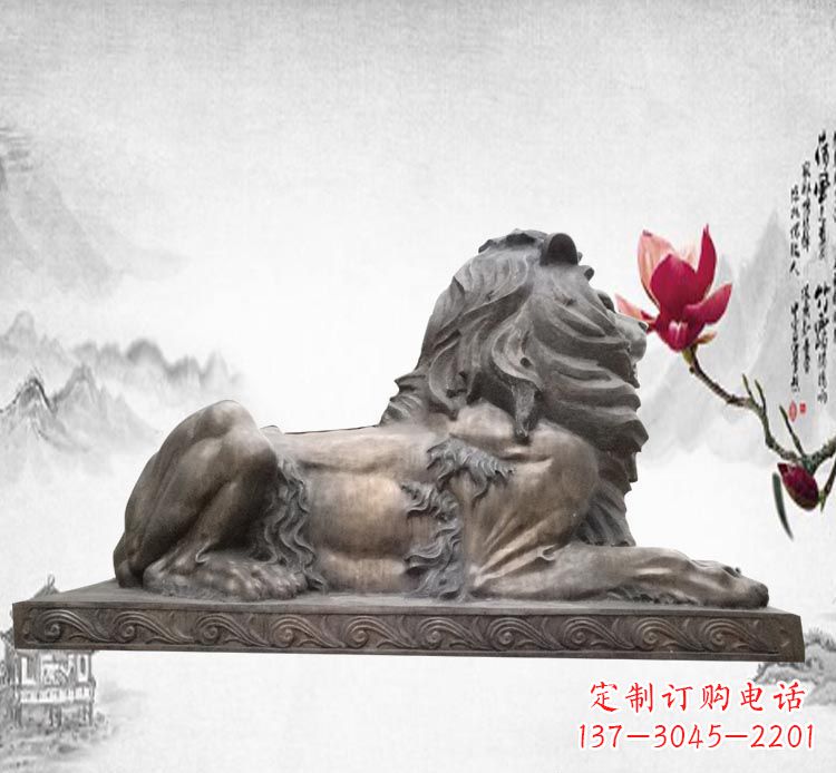 威海卧着的西洋狮子铜雕