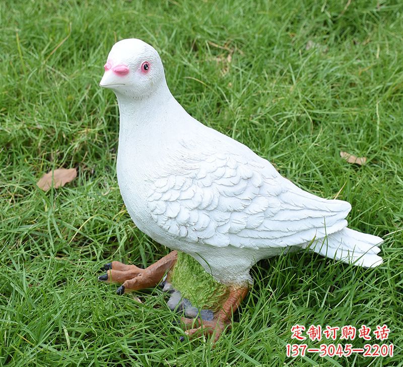 威海西方的鸽子雕塑