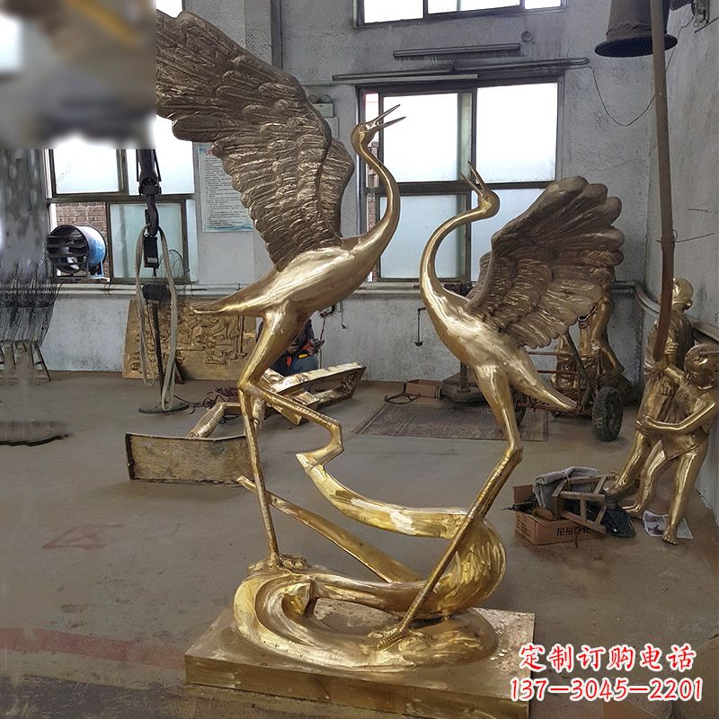 威海仙鹤铜雕景观