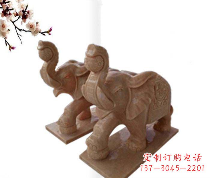 威海象鼻朝天的大象晚霞红招财石雕