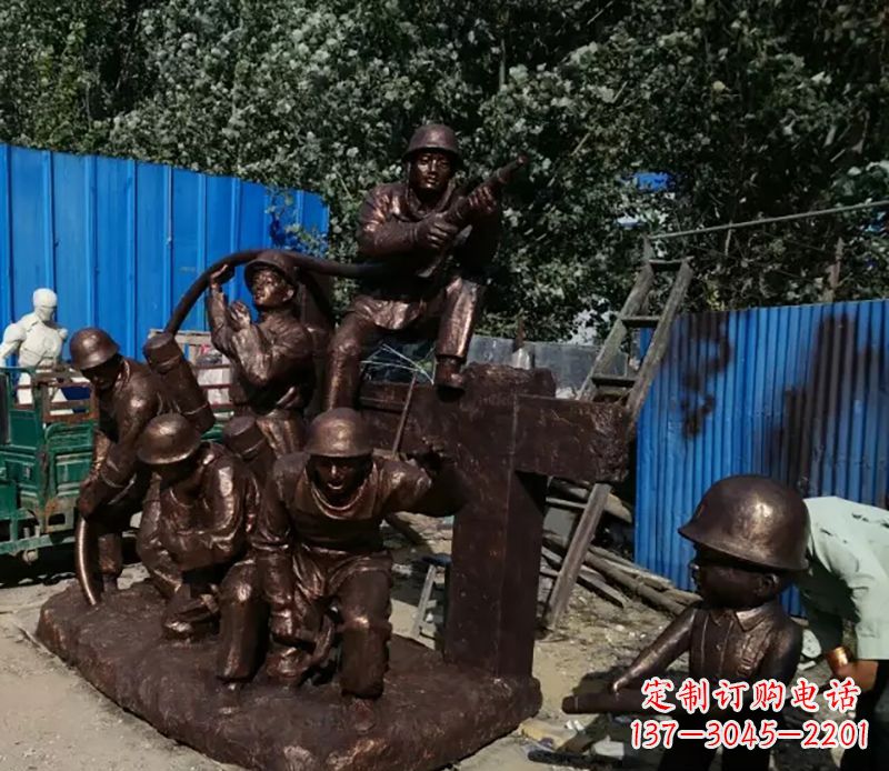 威海消防员灭火景观雕塑