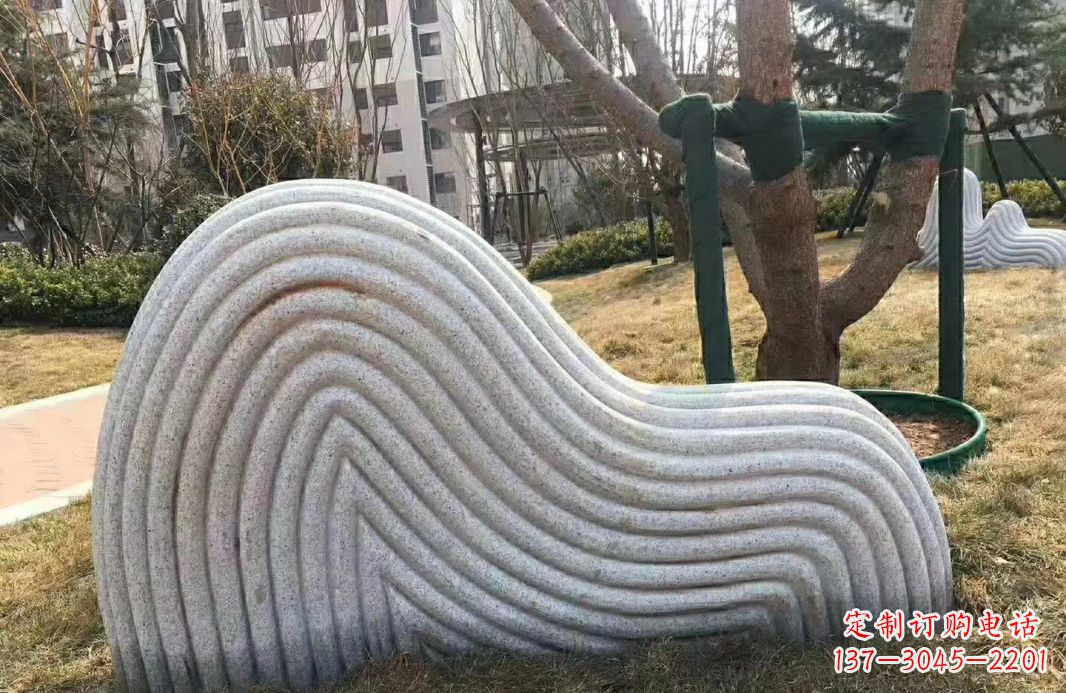 威海小区大理石纹理假山雕塑