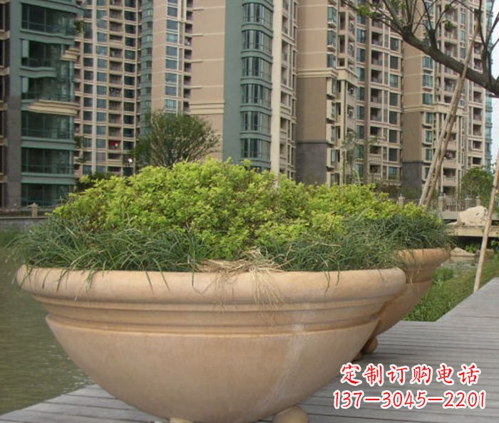 威海小区景观晚霞红花盆石雕