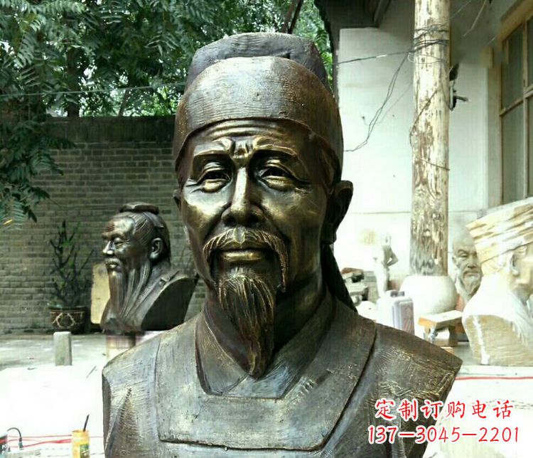 威海校园杜甫胸像铜雕