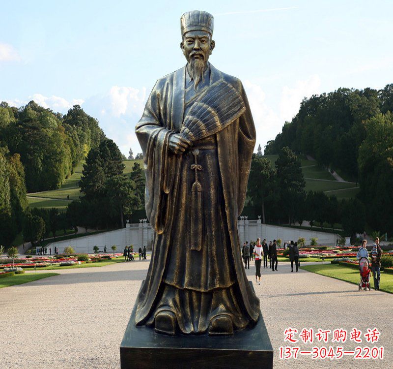 威海校园古代名人诸葛亮铜雕