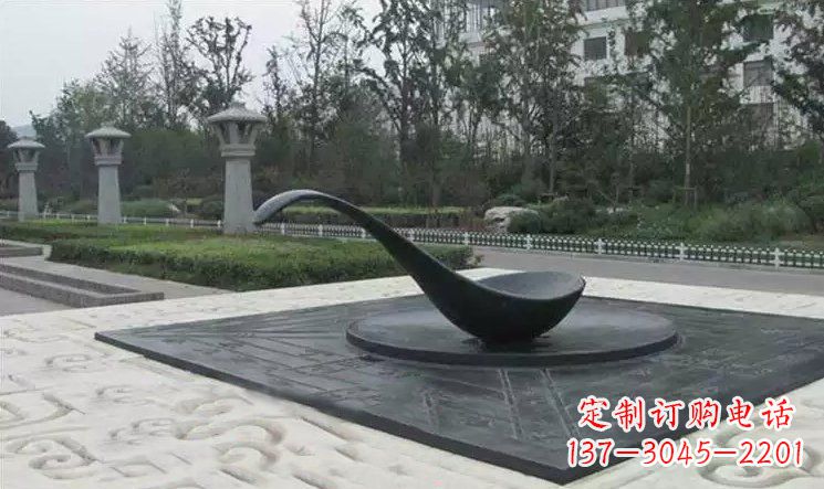 威海校园古代指南针司南铜雕
