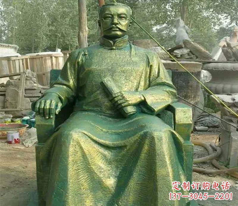 威海校园名人李大钊铜雕