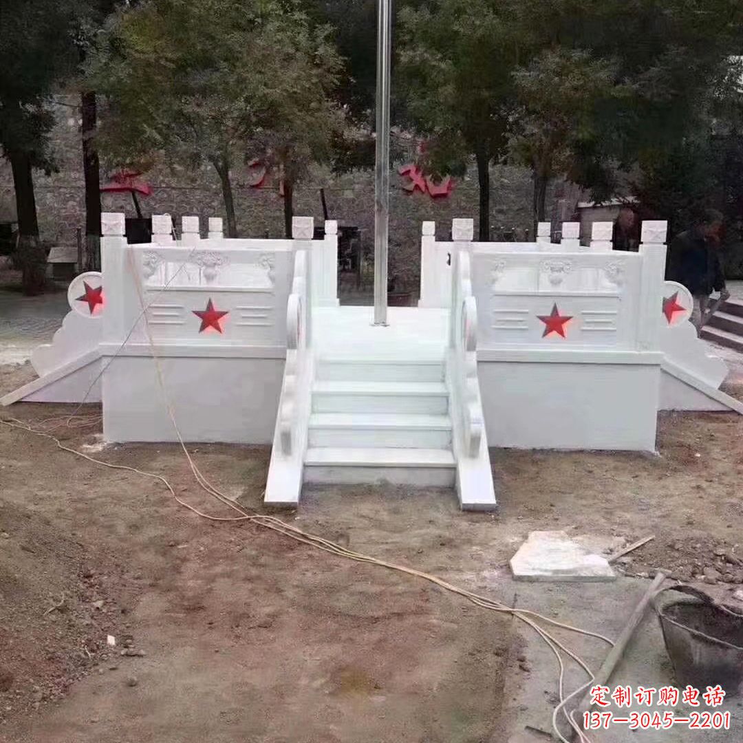 威海学校校园升国旗台