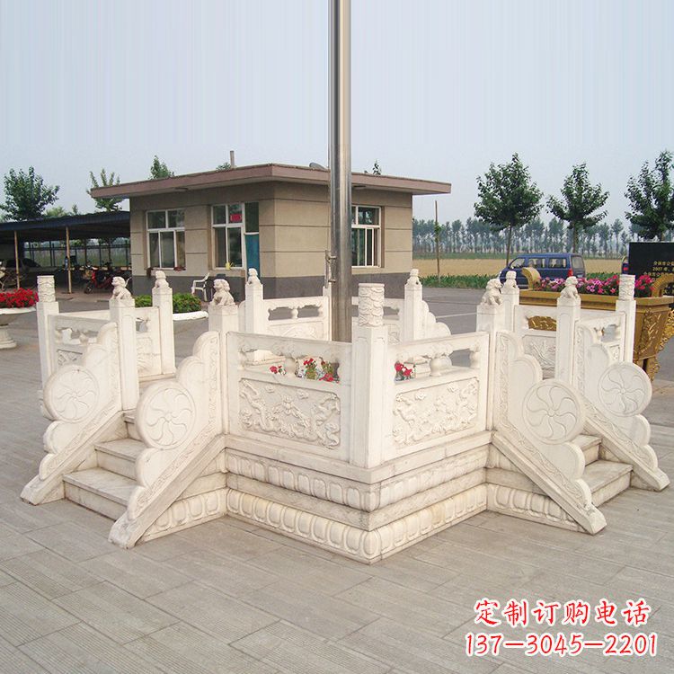 威海学校校园芝麻白广场升旗台