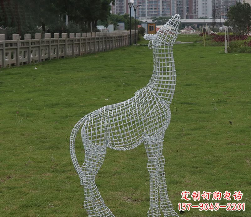 威海园林镂空仰头麋鹿不锈钢雕塑