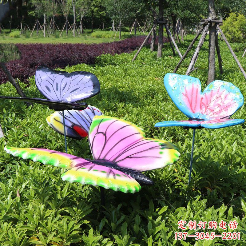 威海展翅的蝴蝶,公园草丛仿真动物装饰雕塑