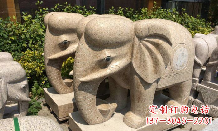 威海招财进宝砂岩大象石雕