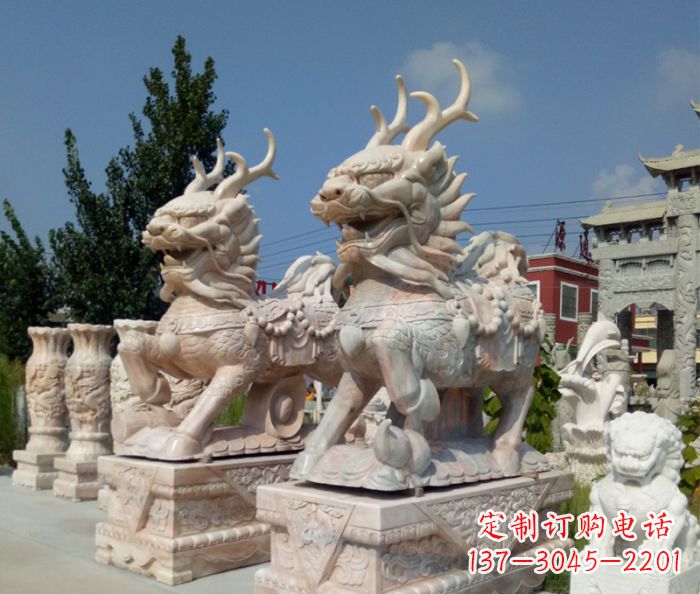 威海招财神兽晚霞红石雕麒麟