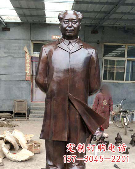 威海中国伟人毛泽东铜像