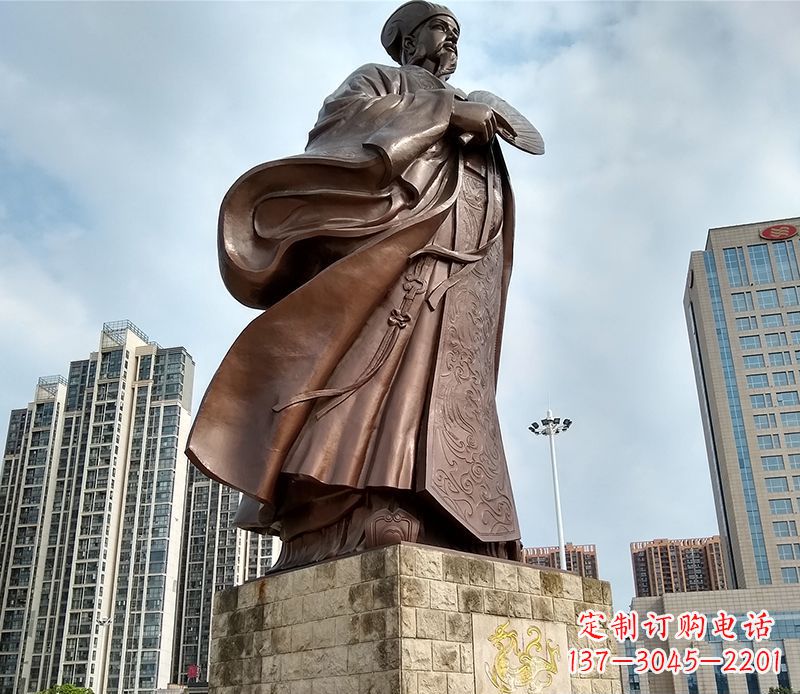 威海诸葛亮人物铜雕