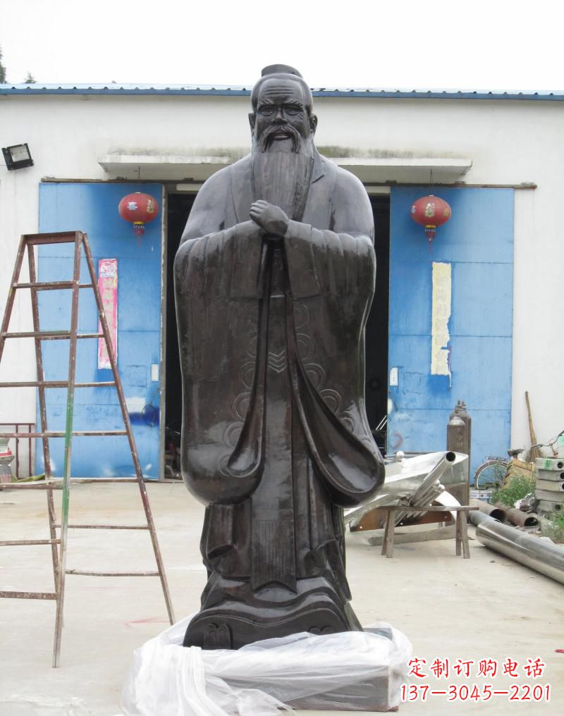 威海铸铜孔子摆件