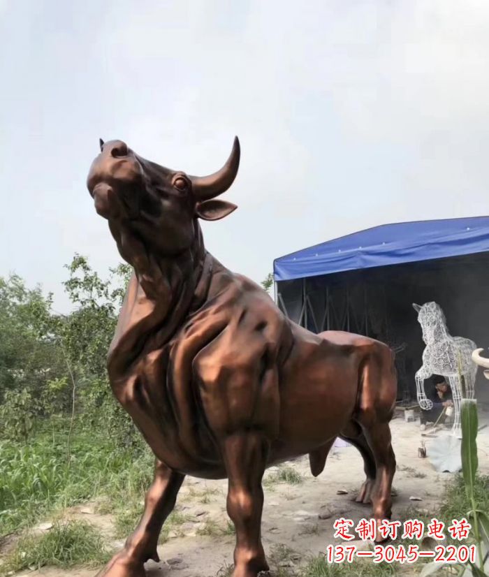 威海紫铜牛动物雕塑